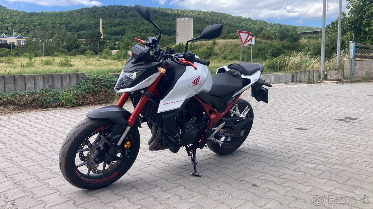 Honda CB 750 A Hornet