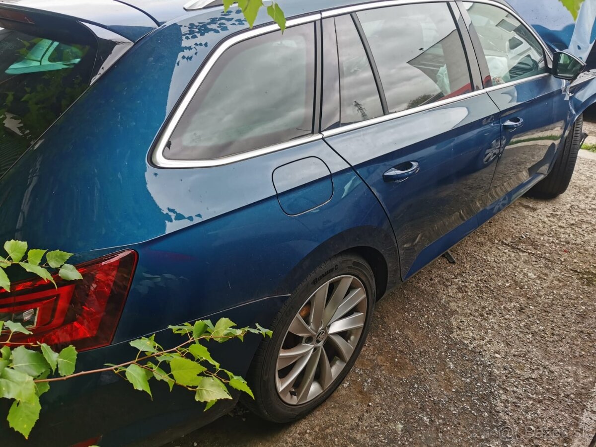 Škoda superb laurin klement 2.0 tdi automat
