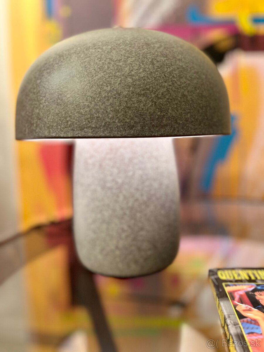 Párové stolné lampy