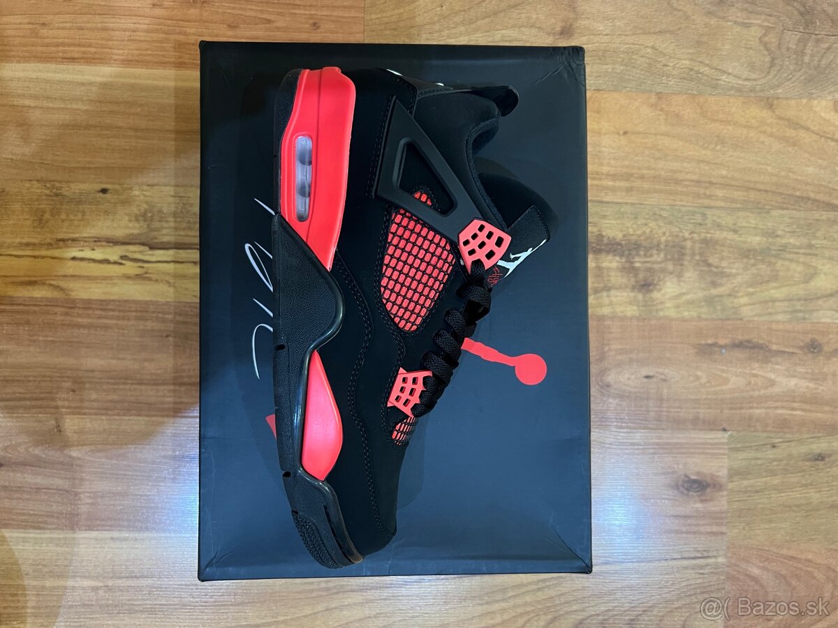 Jordan 4Retro Red Thunder