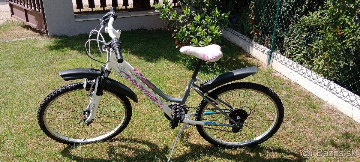 Detský dievčenský bicykel