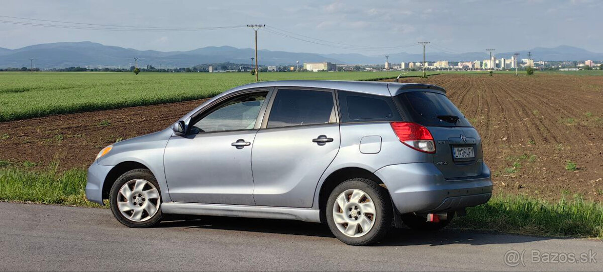 predám Toyota Corolla matrix 4X4 LPG automat, real km, klima