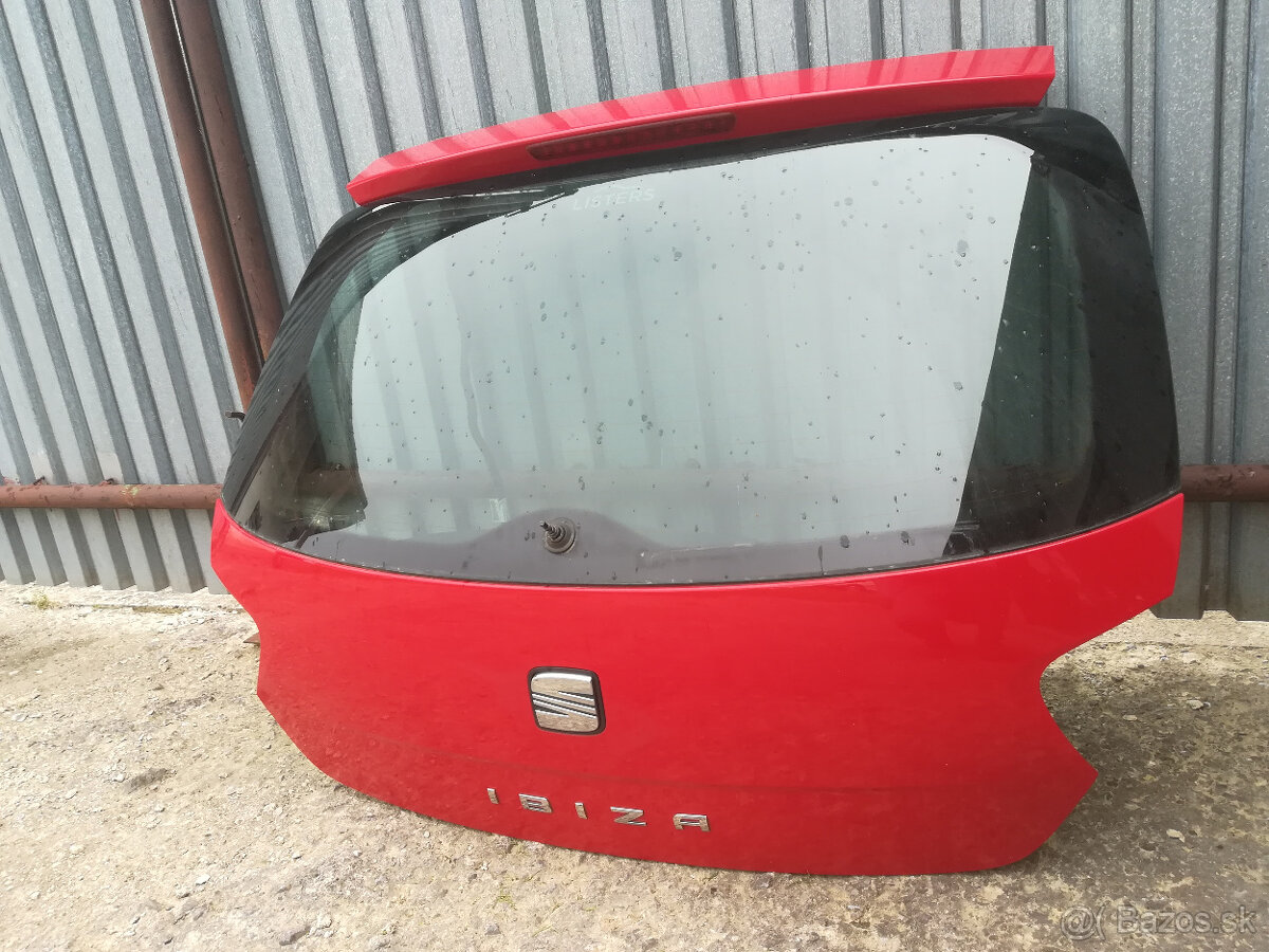 kufor , piate dvere, dvere, seat ibiza, ibizu