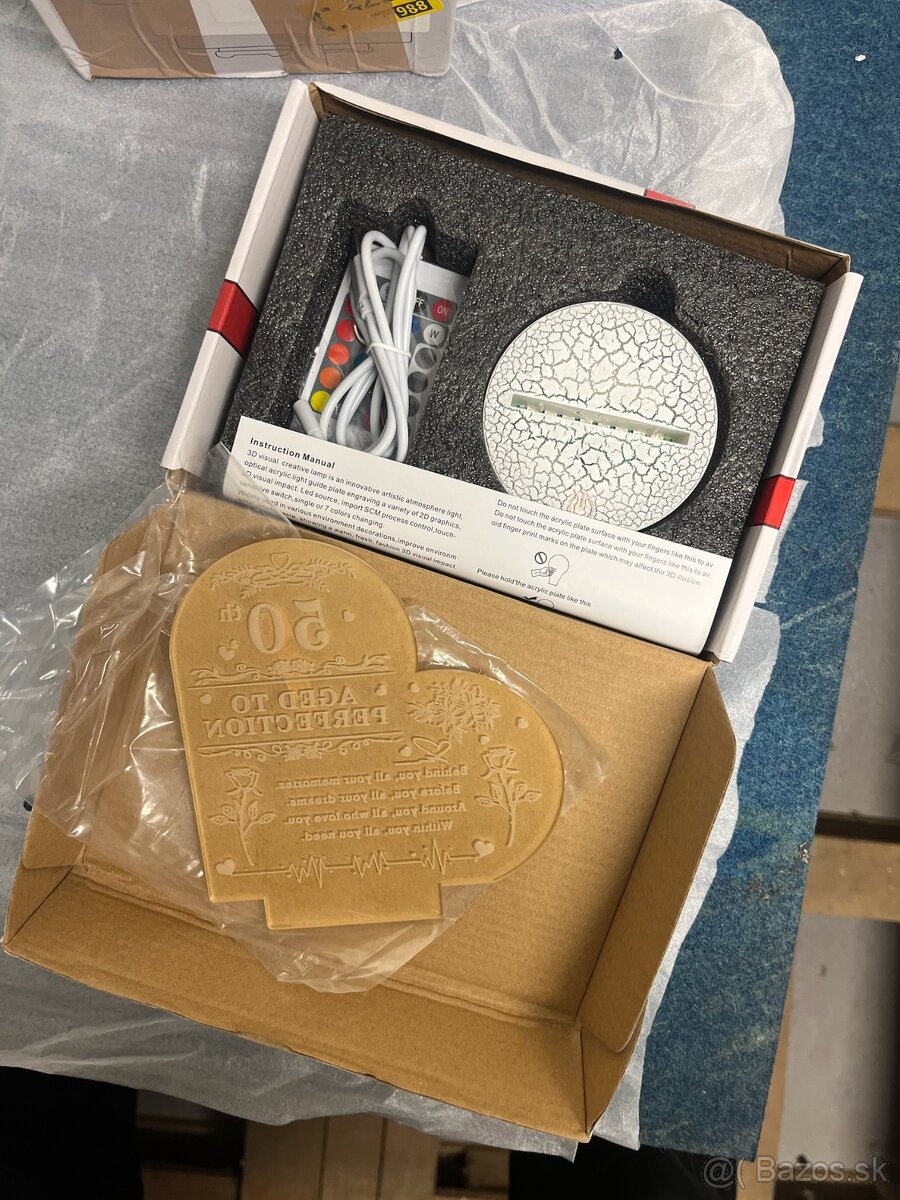 3D LED nočná lampa s diaľkovým ovládačom – srdce „50 Years –