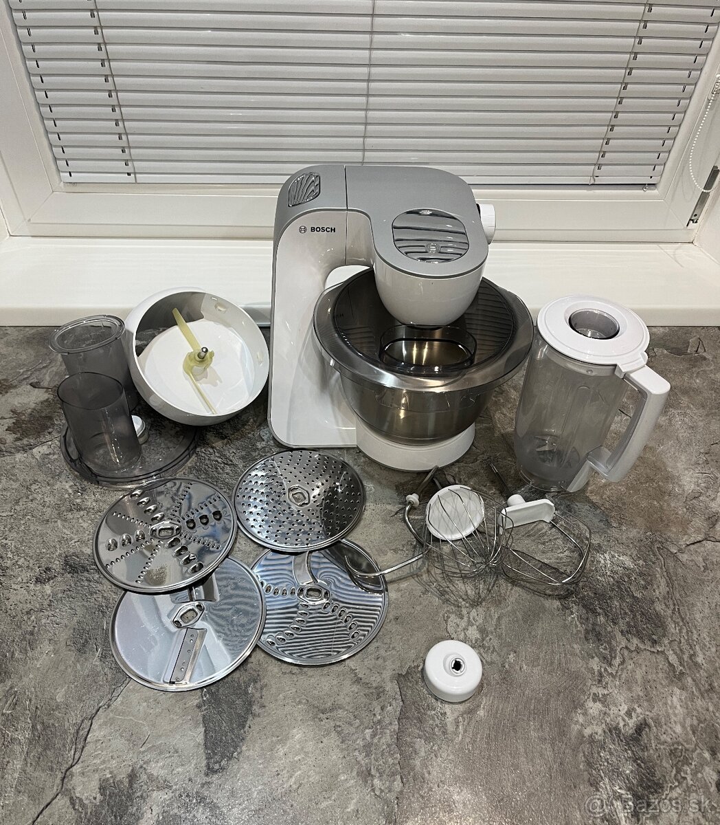 Bosch MUM 54240 900W kuchynský robot