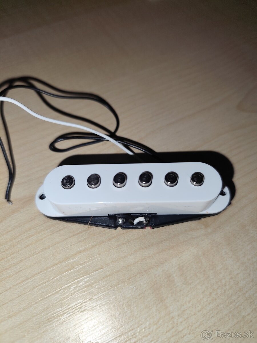 Snímače Fender Squier