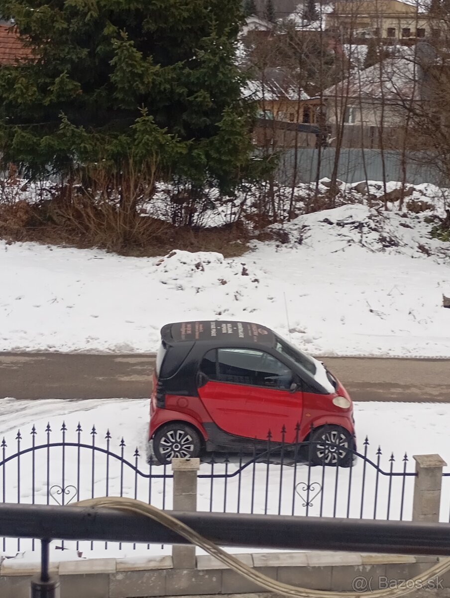 Predám smarta 0.6 benzin
