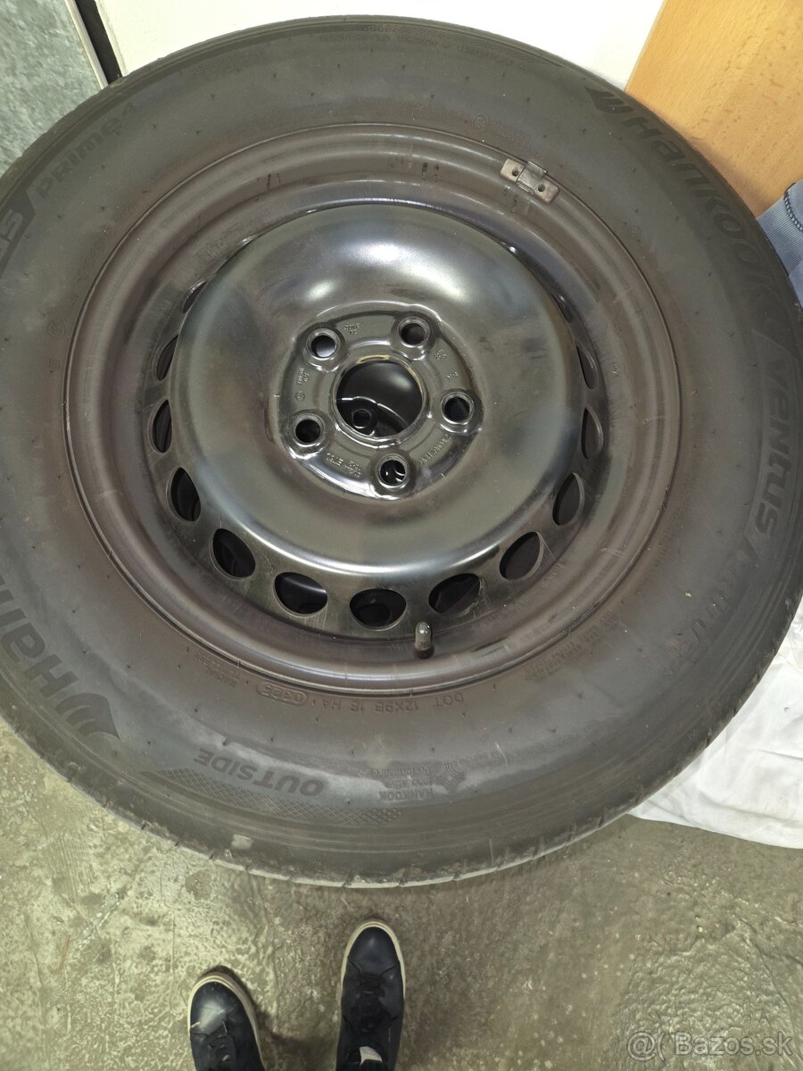 Predam Vw Mulltivan originál 215/65/r16