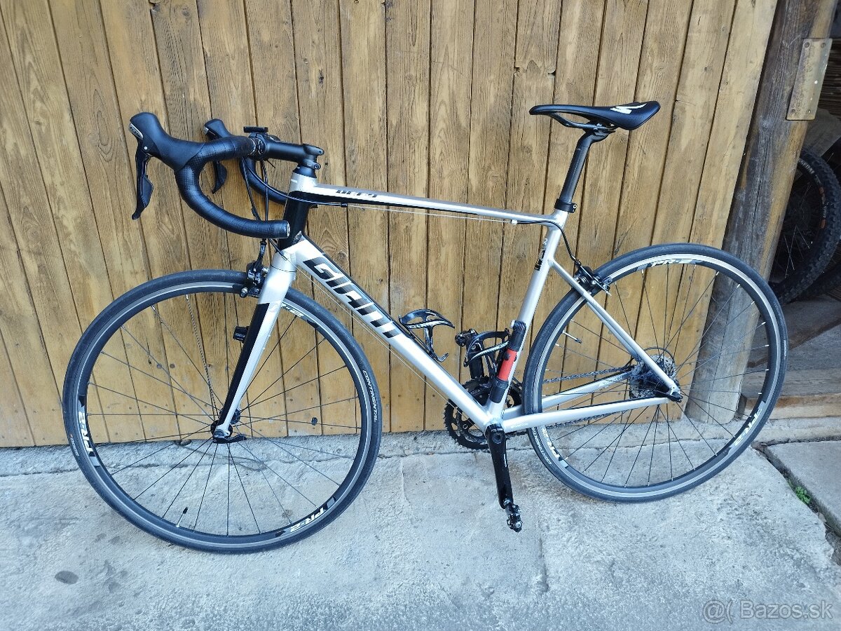 Giant defy