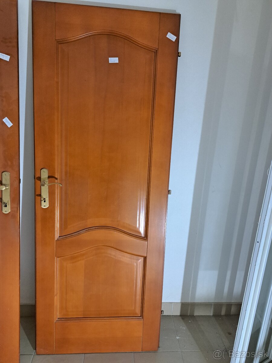 Predám interiérové dvere z dreva