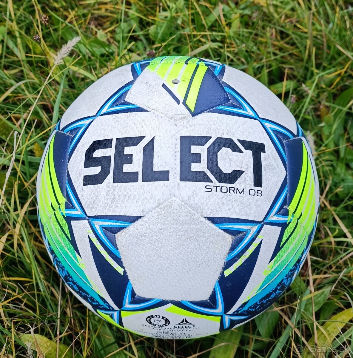 Select FB STORM DB futbalova lopta 4ka vhodná pre mládež