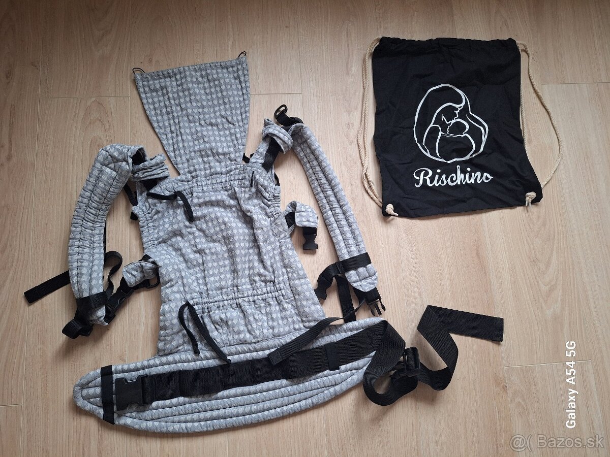 Ergonomický nosič Rischino