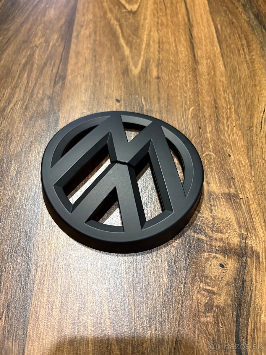 Zadný znak na Volkswagen Golf