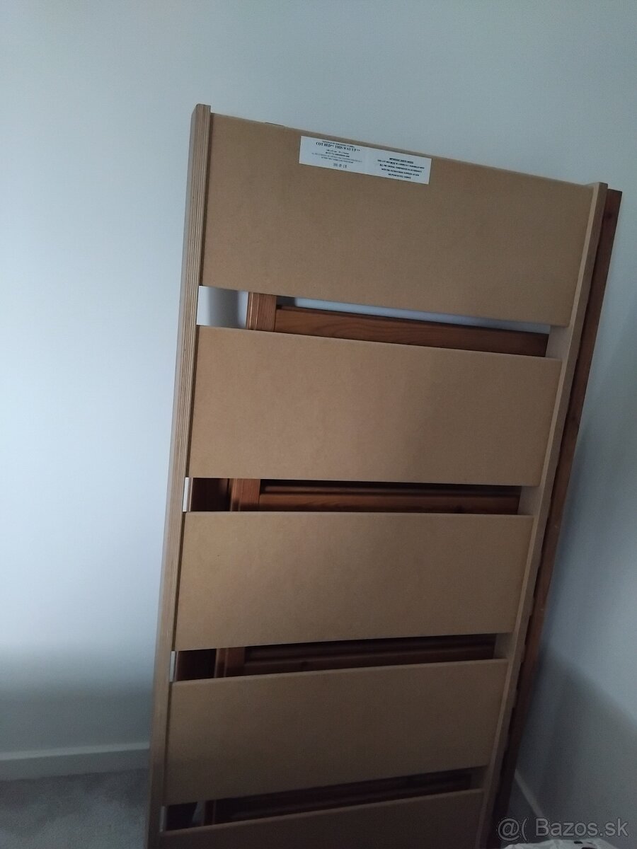 Detska postielka s úložným priestorom