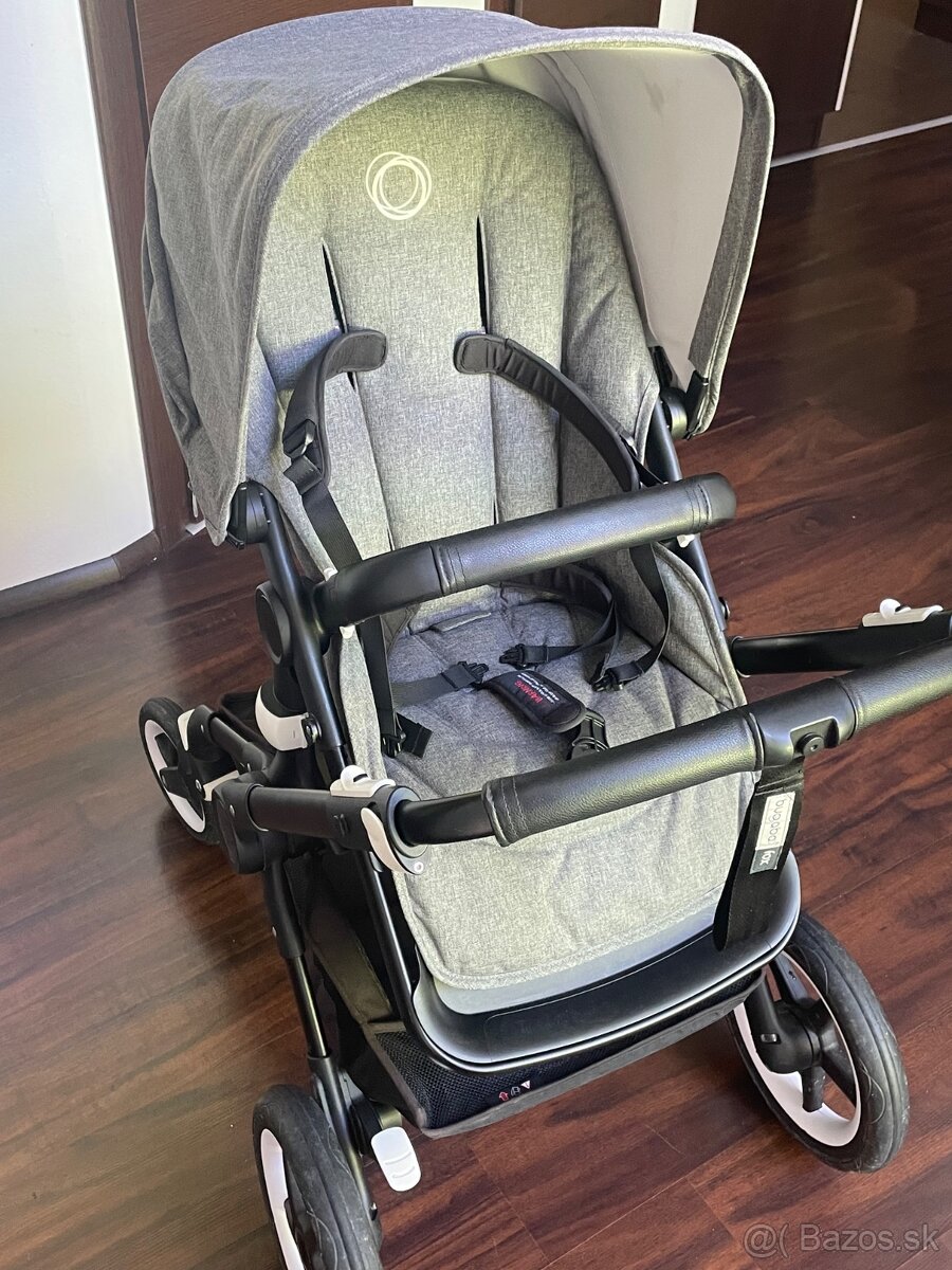 Bugaboo fox sedej farby