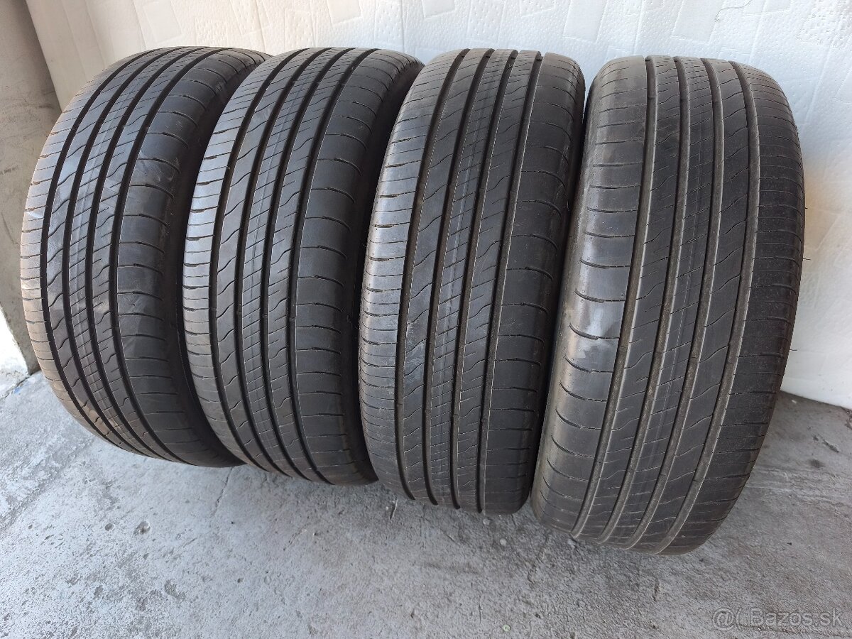 215/55 r18 letné pneumatiky GOOD YEAR