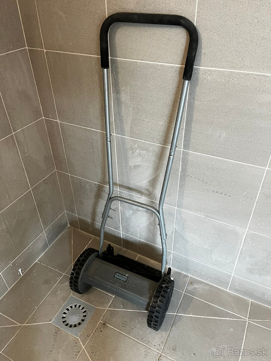 Mechanická vretenová kosačka MEROX