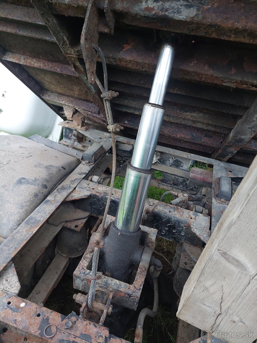 Hydraulické vyklápanie multicar