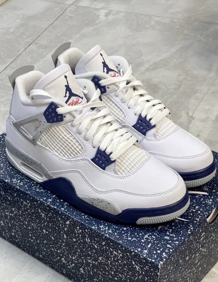 Nike Air Jordan 4 Retro Midnight Navy