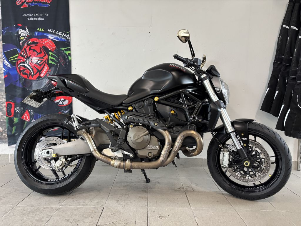 Ducati Monster 821