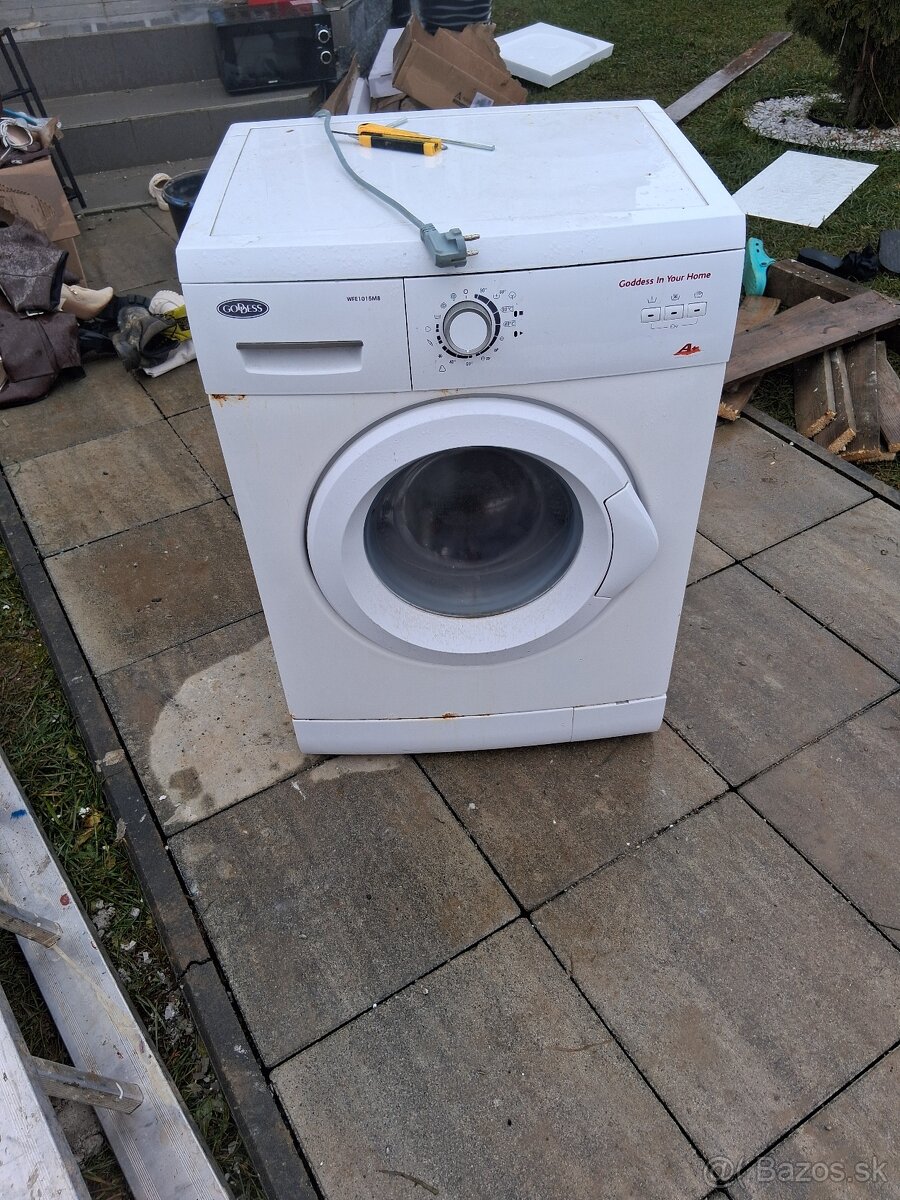 Automatická pračka