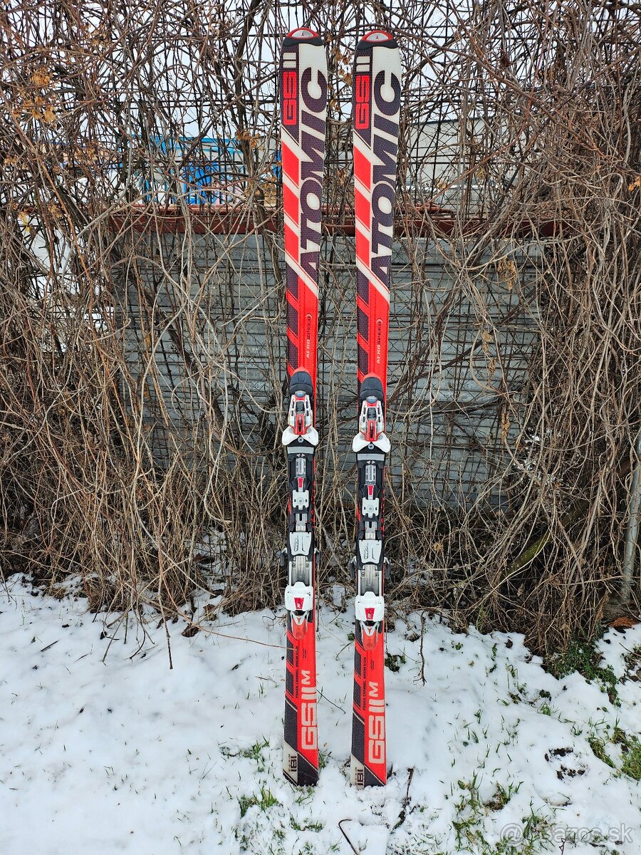 Lyže ATOMIC