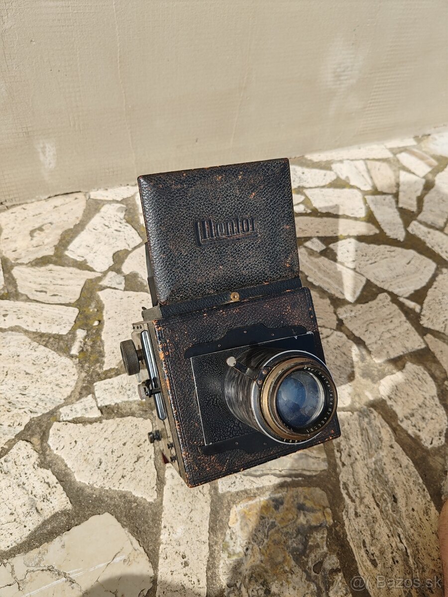 Stary fotoaparát Mentor