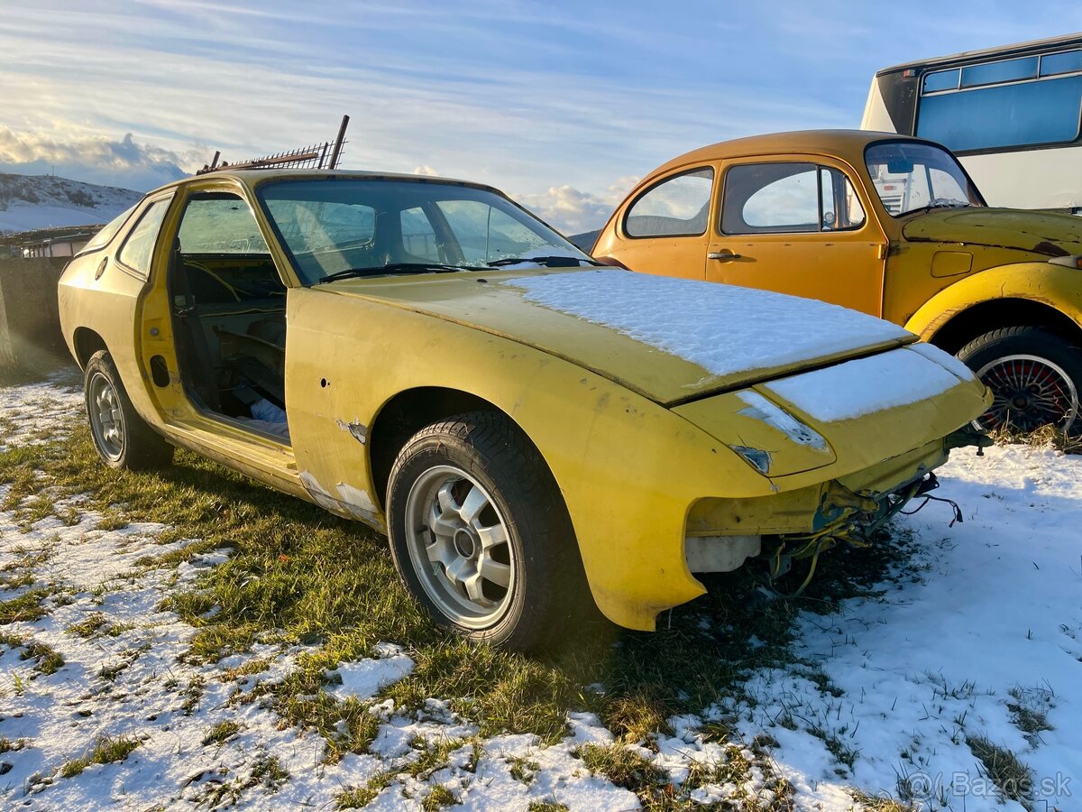 Porsche 924 Targa