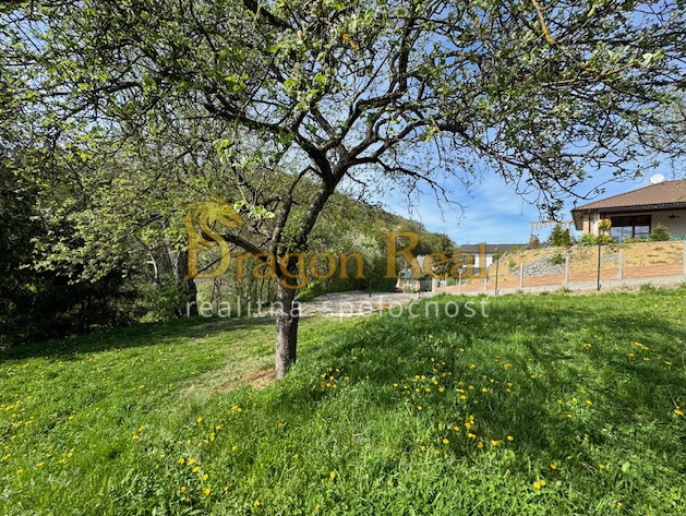 Pozemok o rozlohe 2206 m2 určený na výstavbu domu – PREŠOV