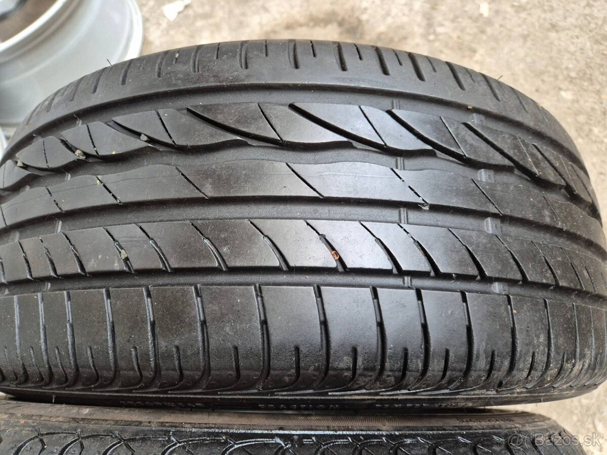215/45 r16 letné 4 ks BRIDGESTONE dezén 6,5 - 6,2 mm