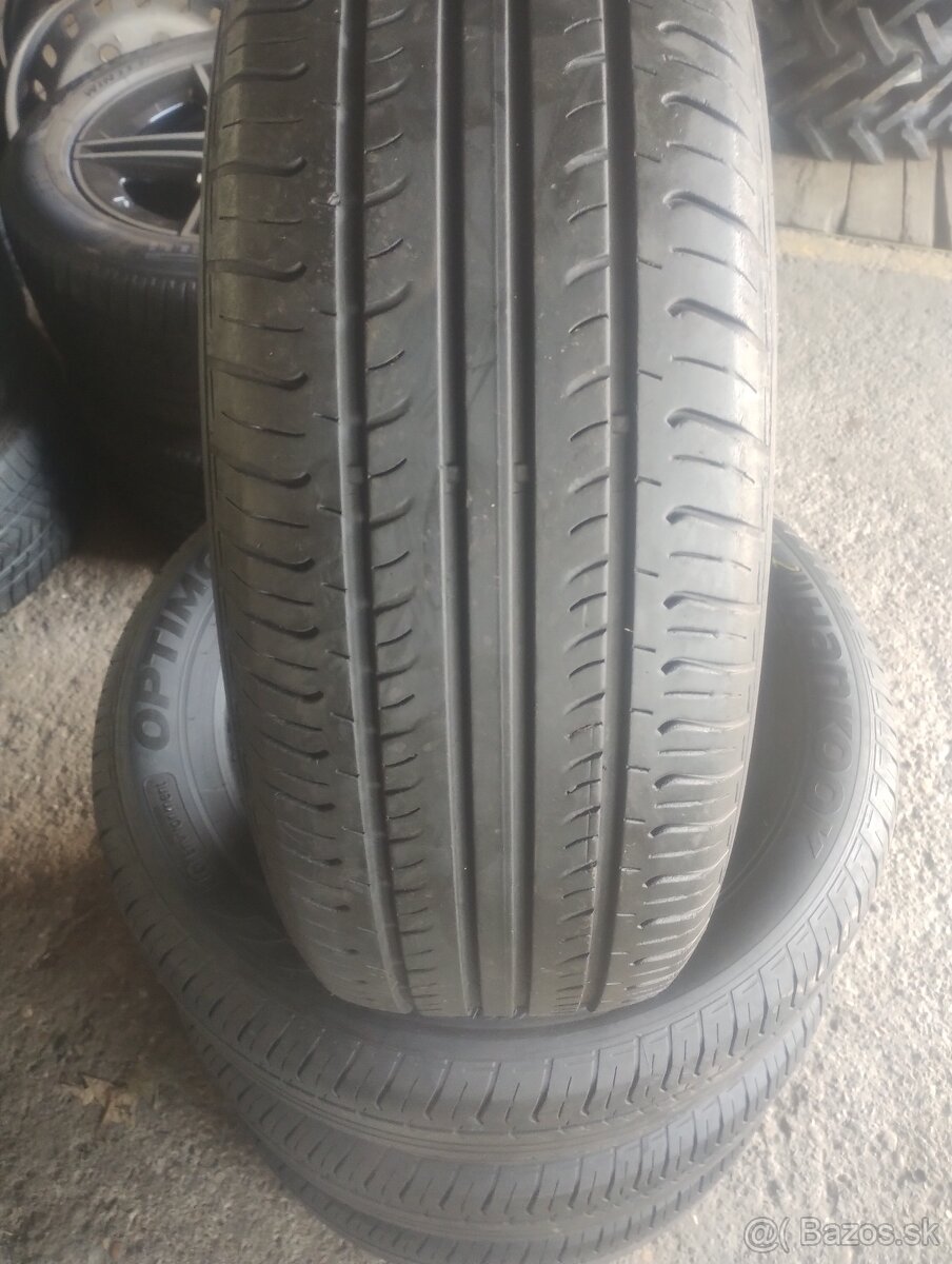 Pneu 225/60R17