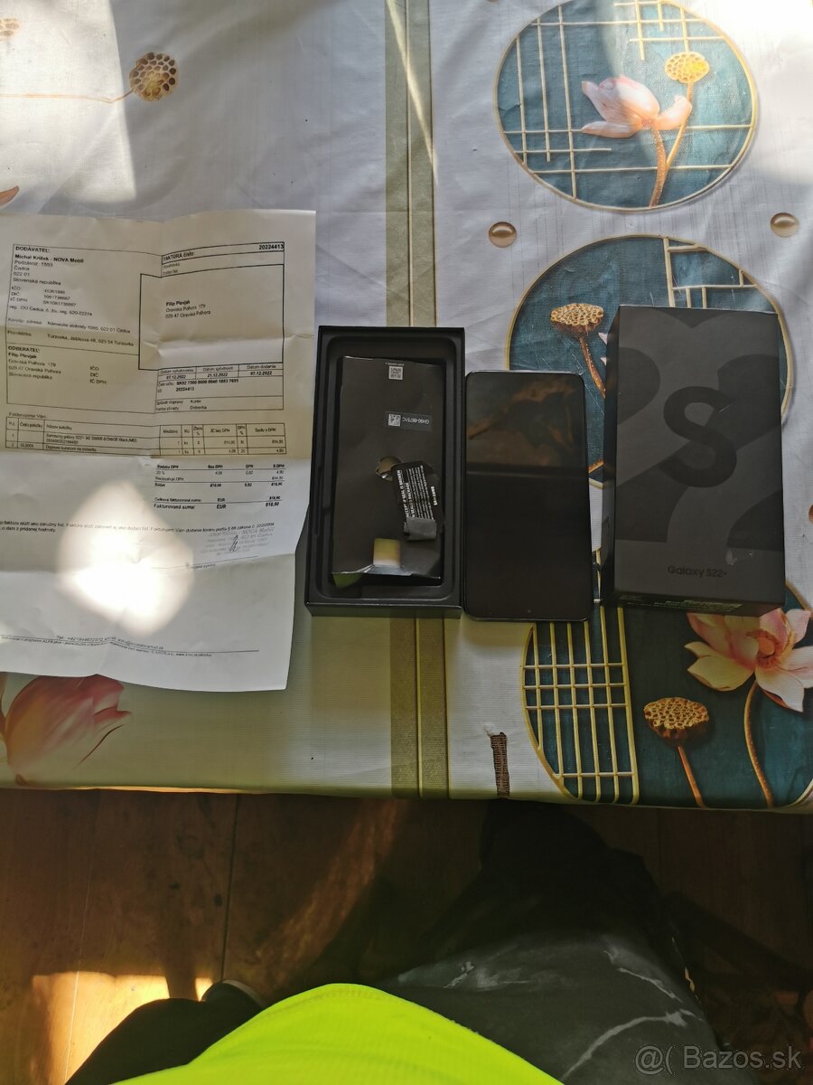 SAMSUNG S22 PLUS