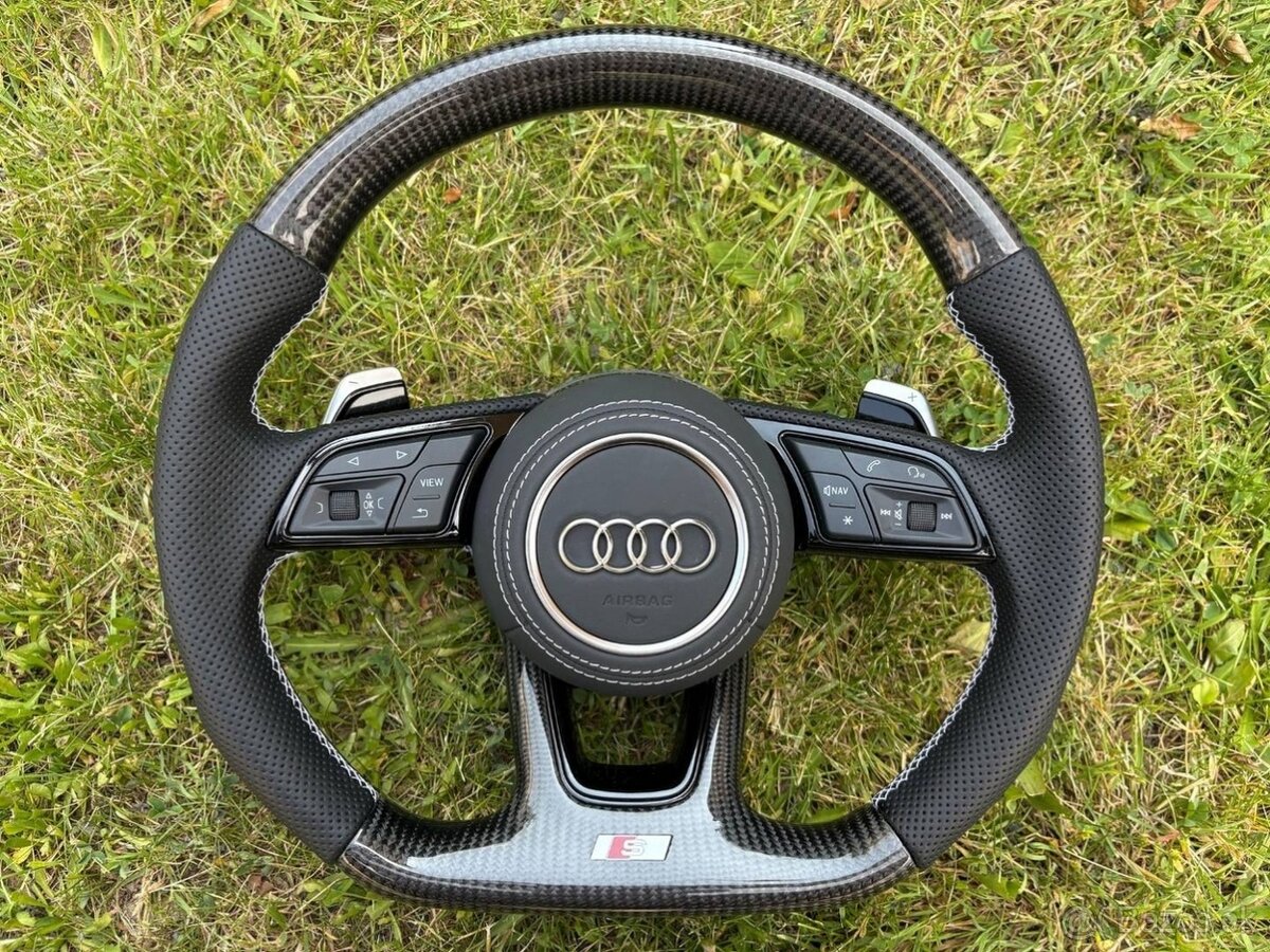 AUDI KARBON ŠPORTOVÝ ZKOSENY VOLANT