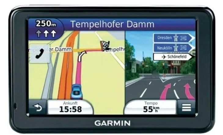 Navigácia GPS GARMIN NUVI 2495 s mapou pre rok 2025.