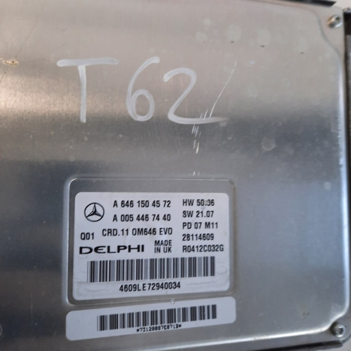 Riadiaca jednotka motora Mercedes C W204