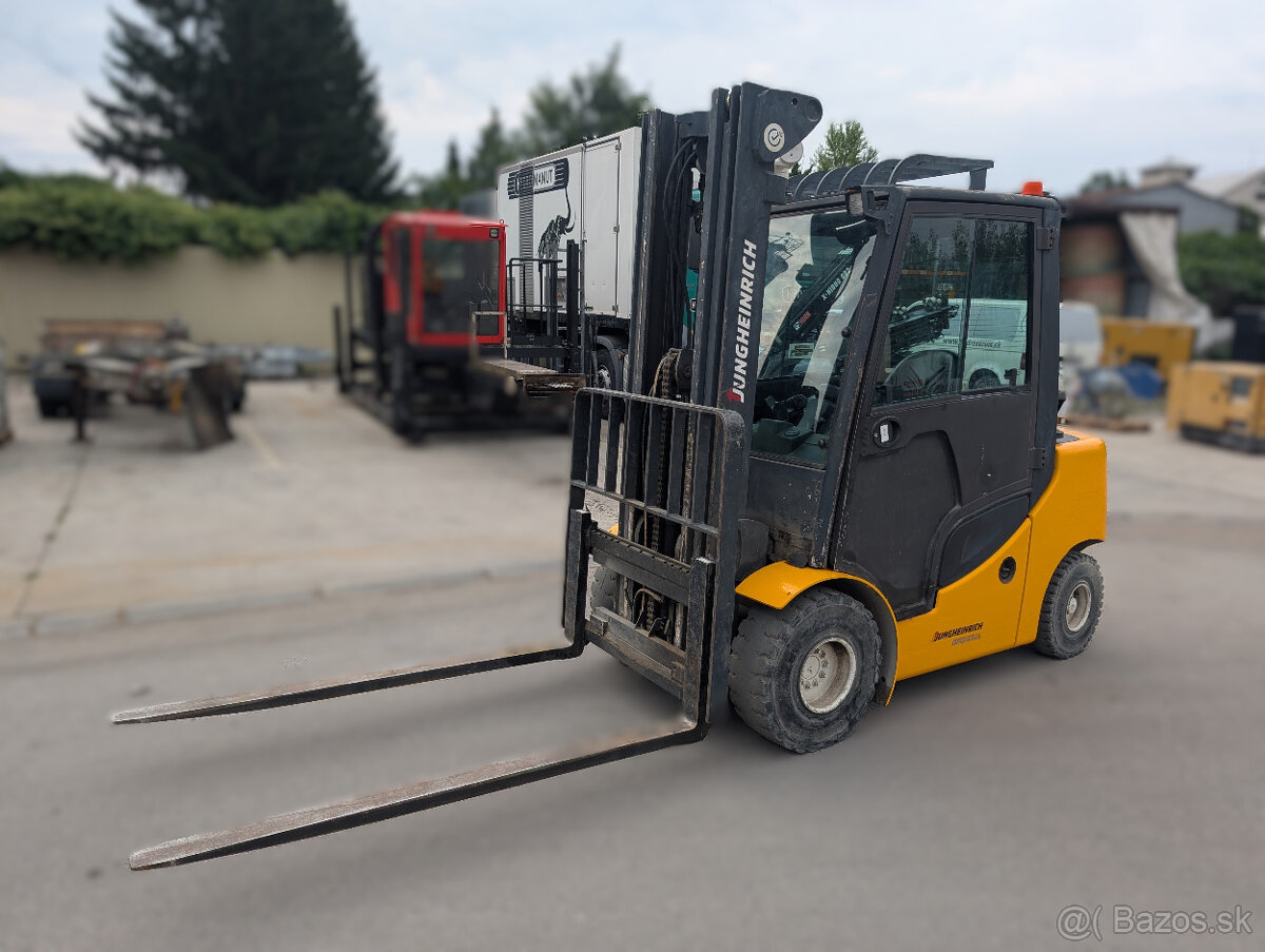 Vysokozdvižný vozík Jungheinrich DFG430s 3T/Diesel
