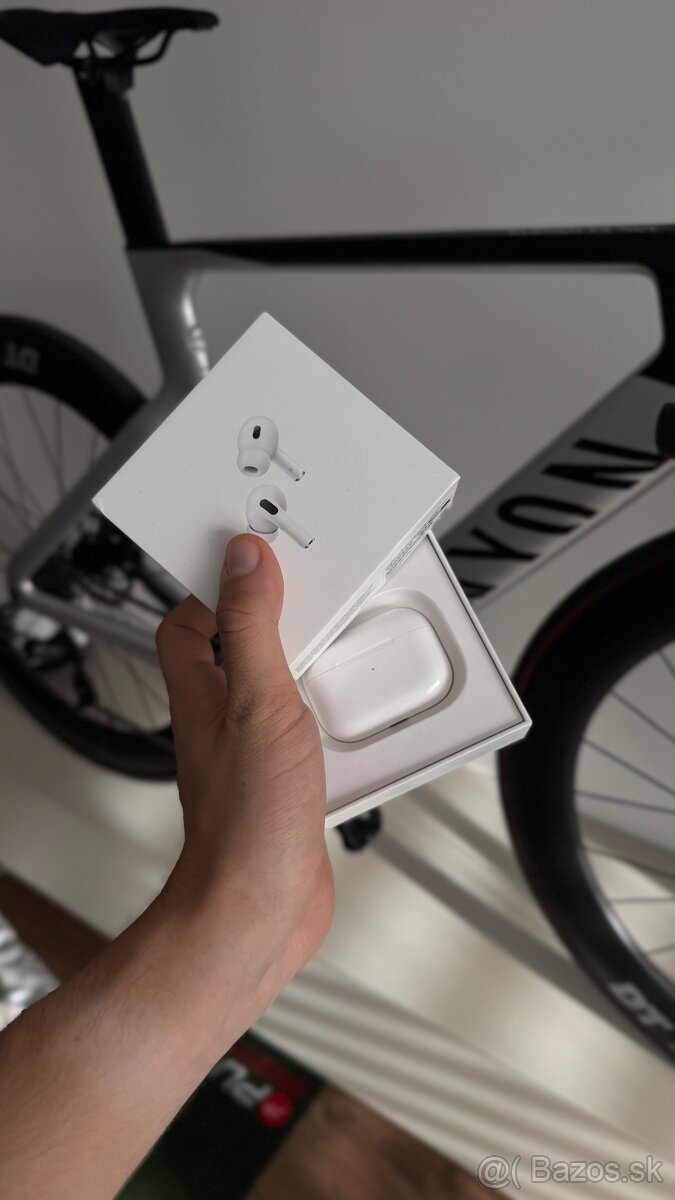 Original Apple AirPod Pro 2