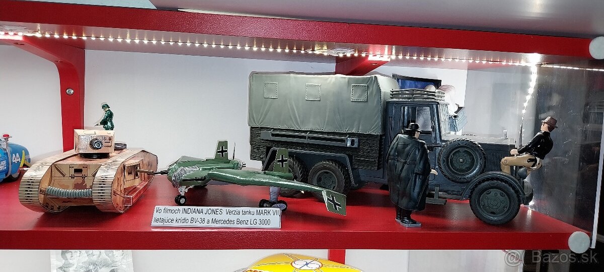 INDIANA JONES - tri modely z jeho filmov