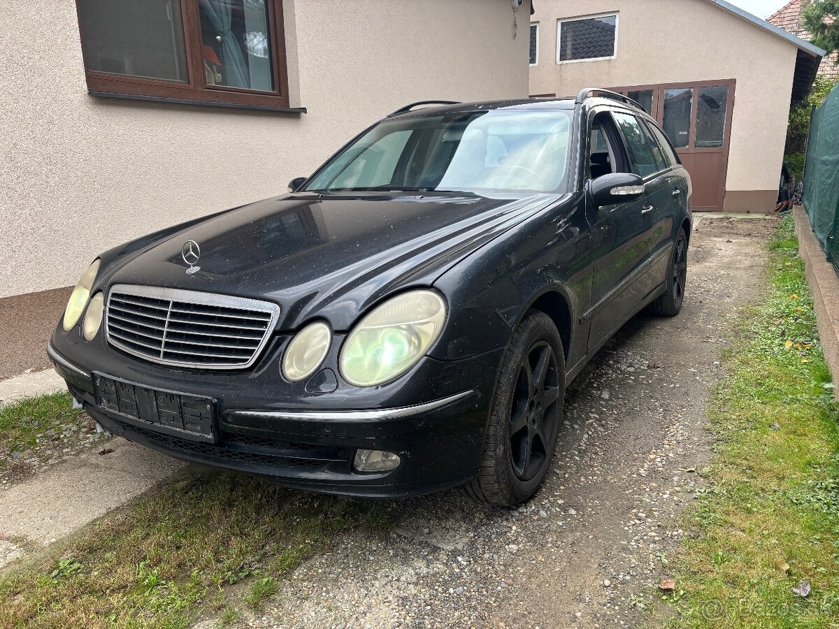 MERCEDES-BENZ E320 4MATIC BENZIN+PLYN 5AT