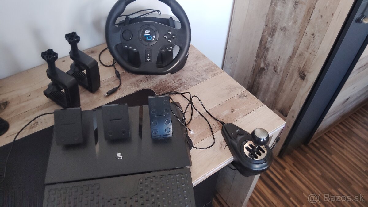 Herny volant + prislusenstvo