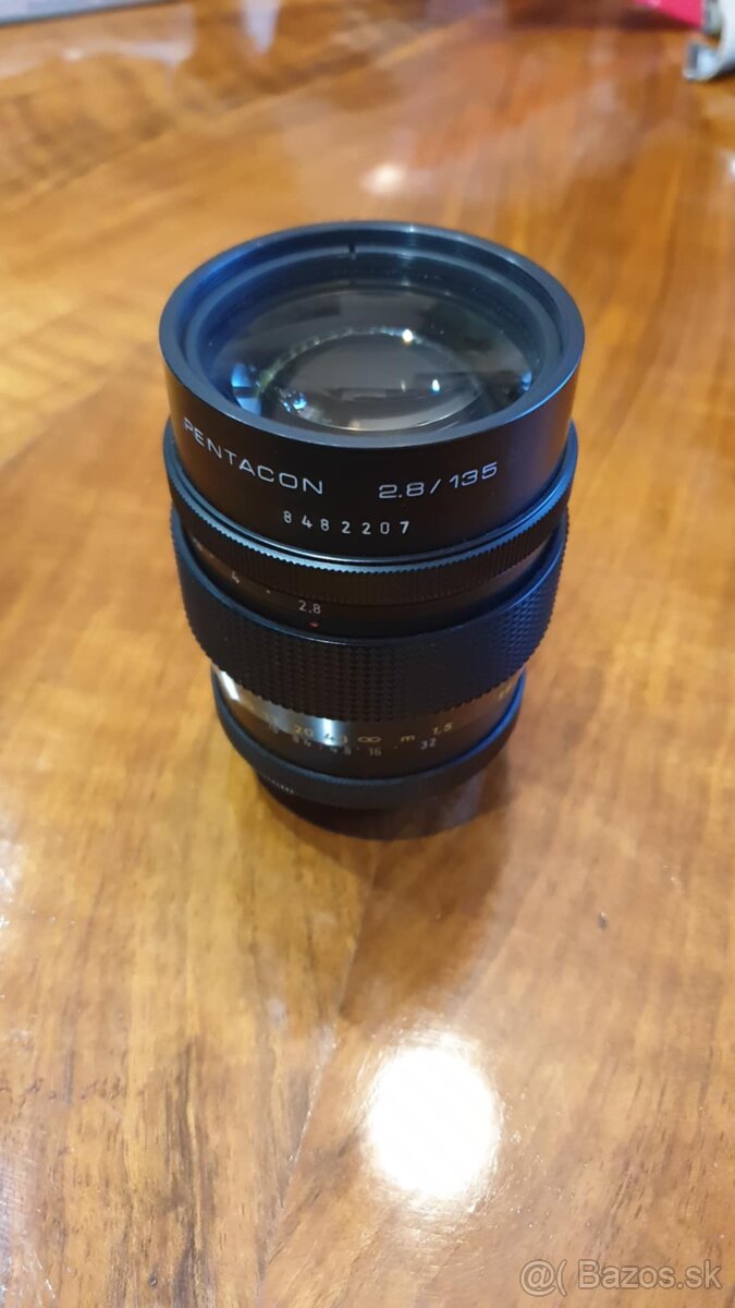 OBJEKTÍV PENTACON 135mm f/2.8 – 15-lamelová verzia