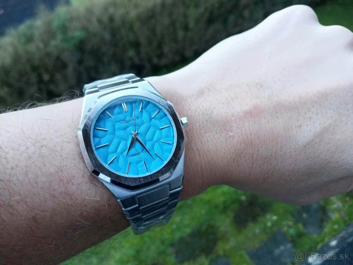 Nové elegantné pánske hodinky