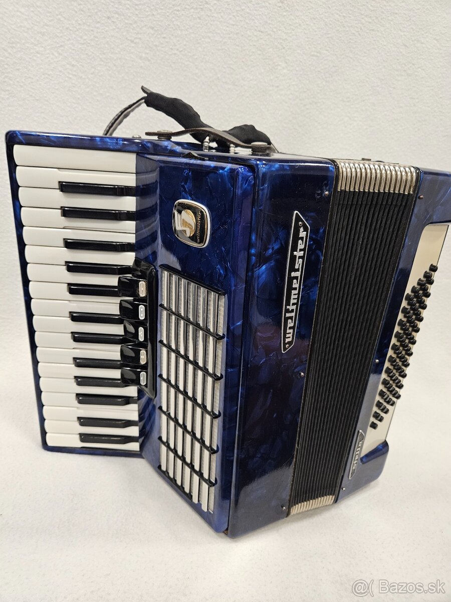Akordeon weltmeister stella 60 basovy