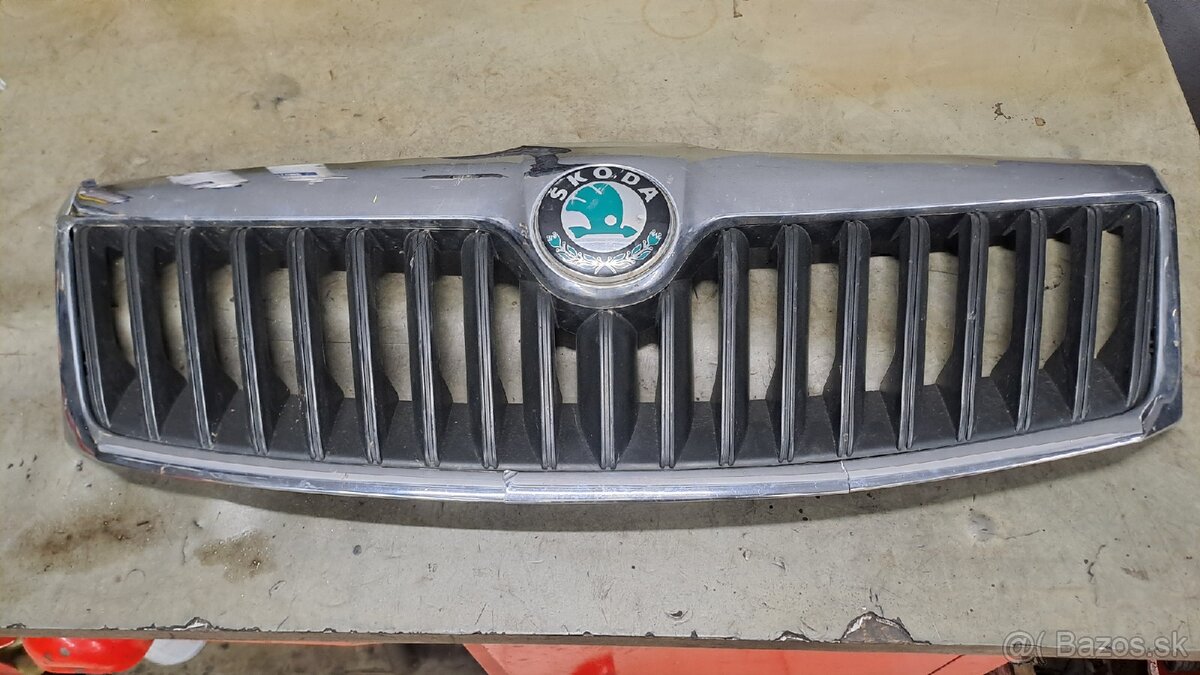 Octavia 2 facelift predná maska