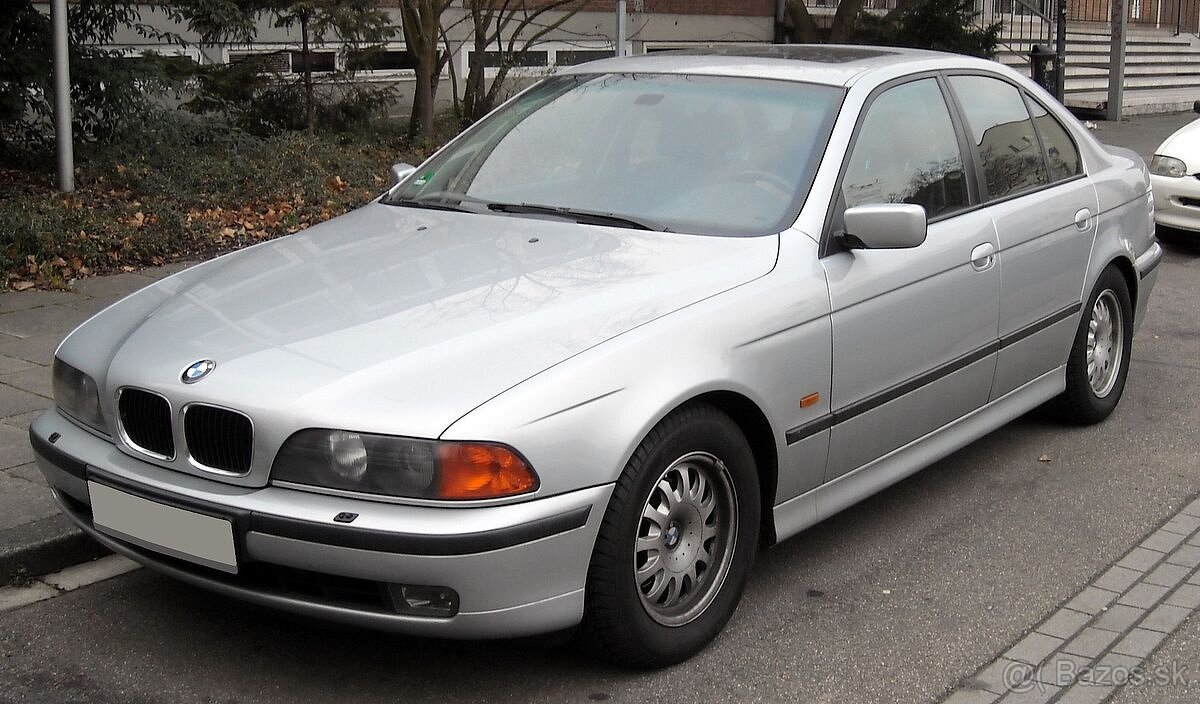 diely BMW E39 540i automat 1997 sedan