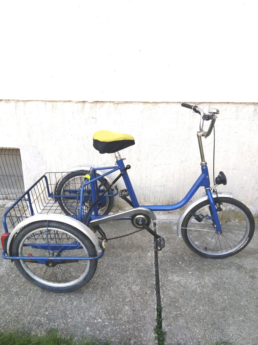 Trojkolesový bicykel