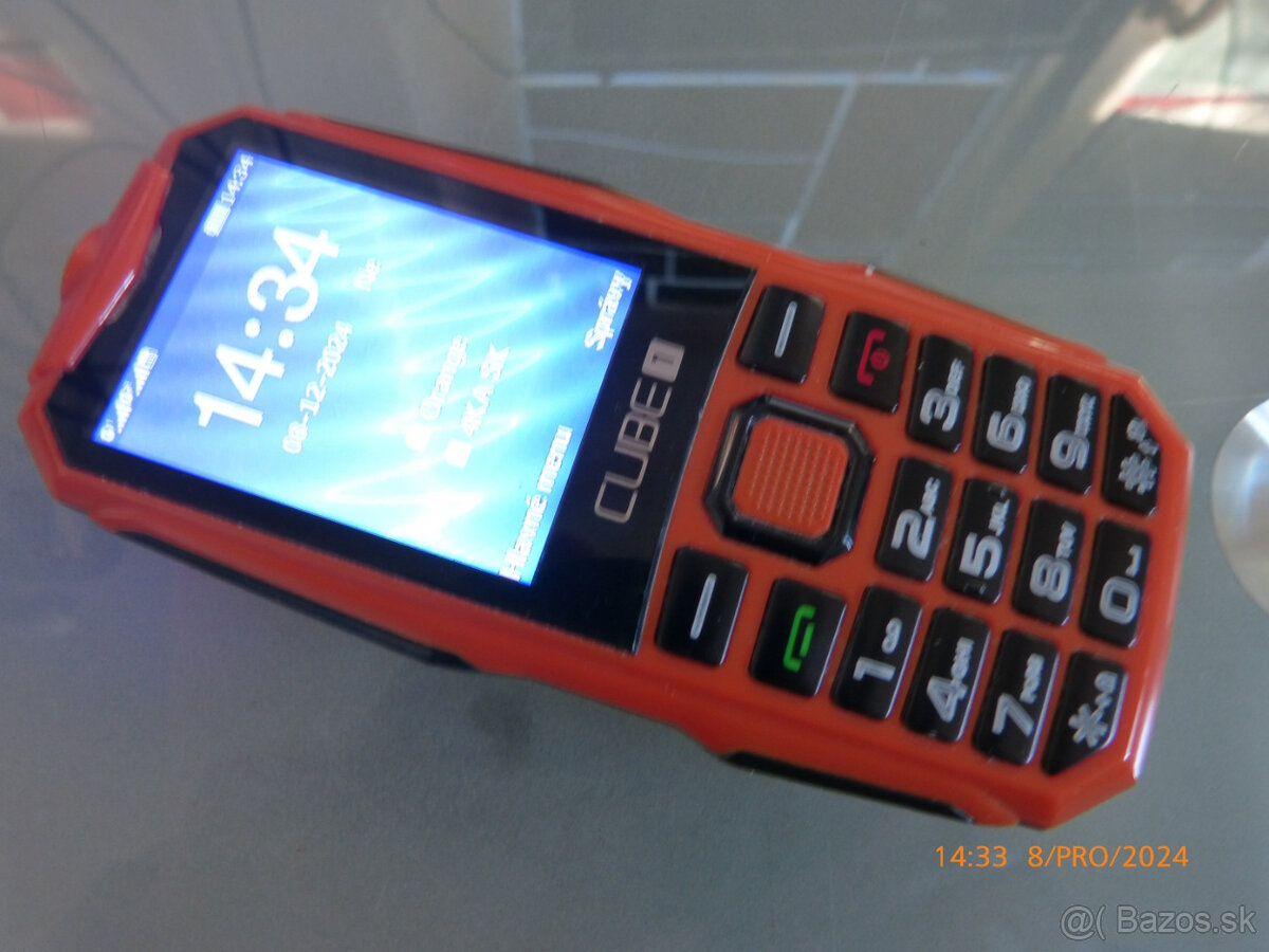 mobil cube1 odblokovany na vsetky sim 2500ma bateria