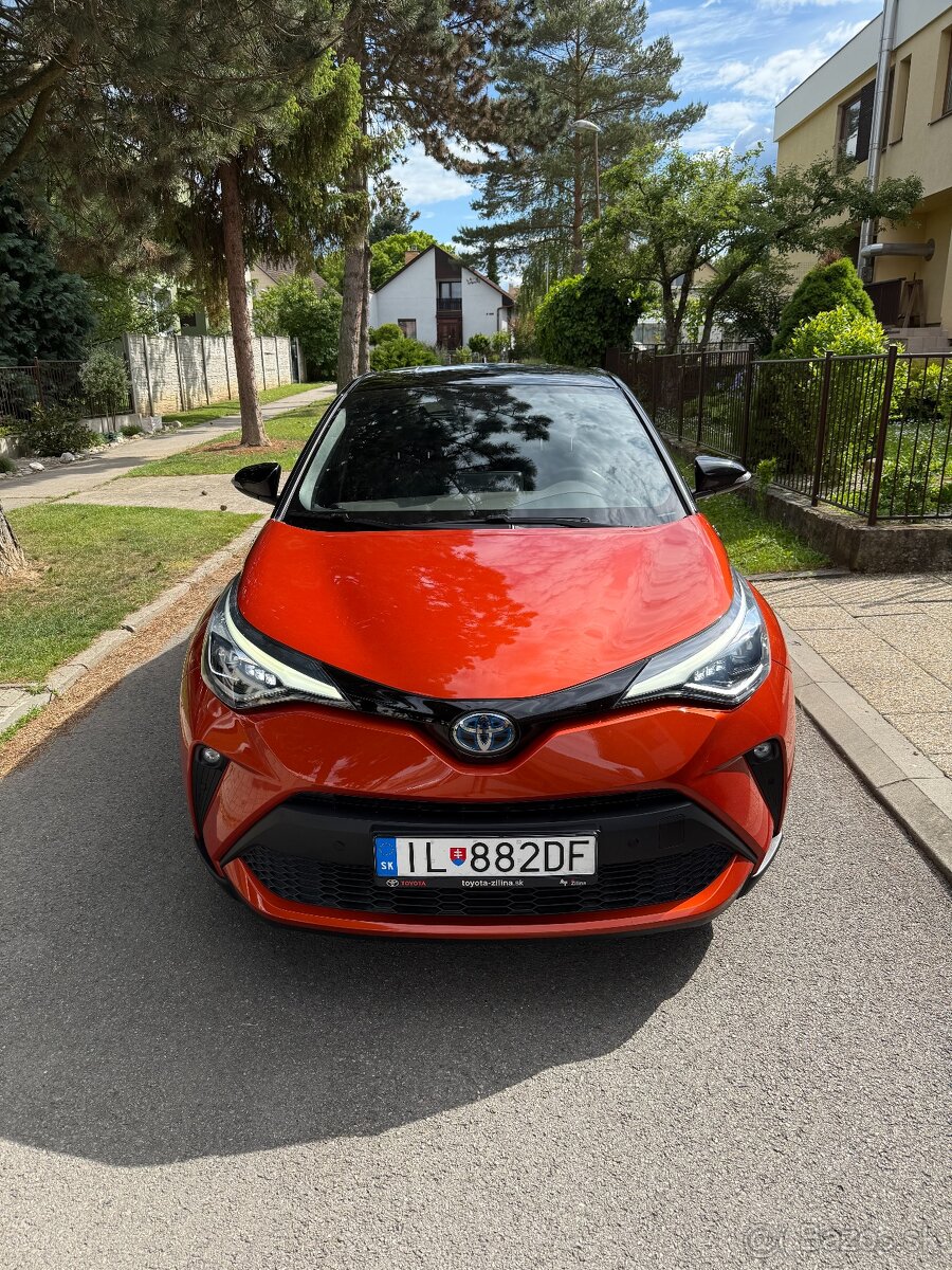 Toyota C-HR 2.0 Hybrid Dynamic Force Selection E-CVT