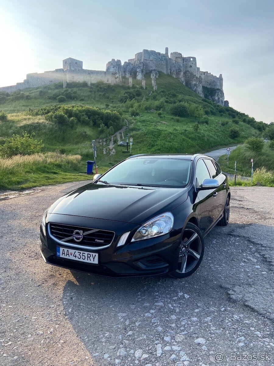 Volvo V60 D4 R-Design Automat