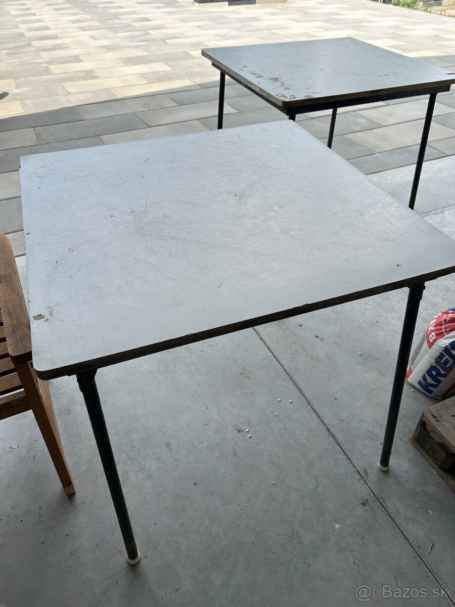 Stôl 80x80x76cm